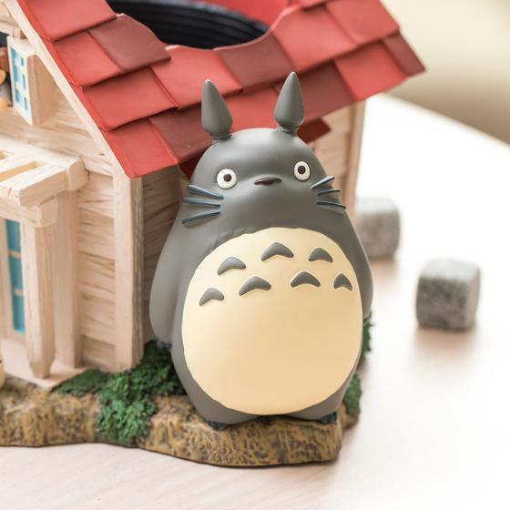 Studio Ghibli My Neighbor Totoro Diorama Box Satsuki Mei House Kusakabe Benelic