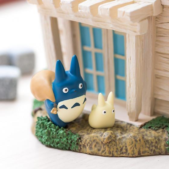 Studio Ghibli My Neighbor Totoro Diorama Box Satsuki Mei House Kusakabe Benelic